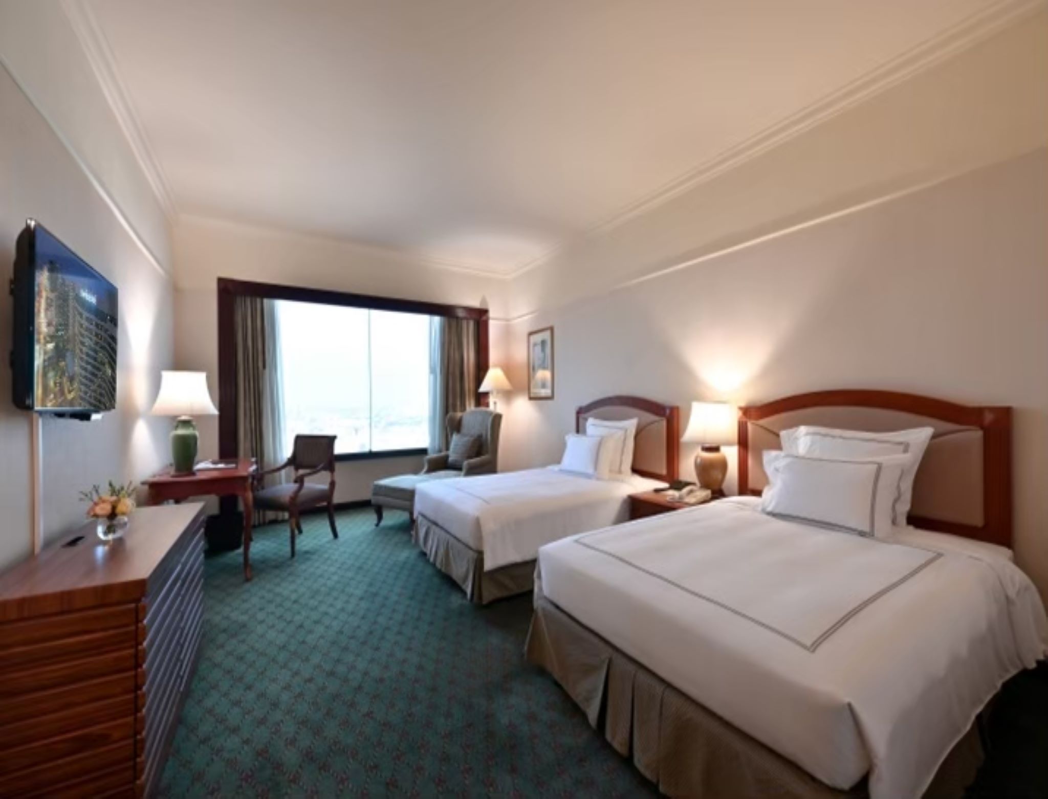 SWISS DELUXE ROOM