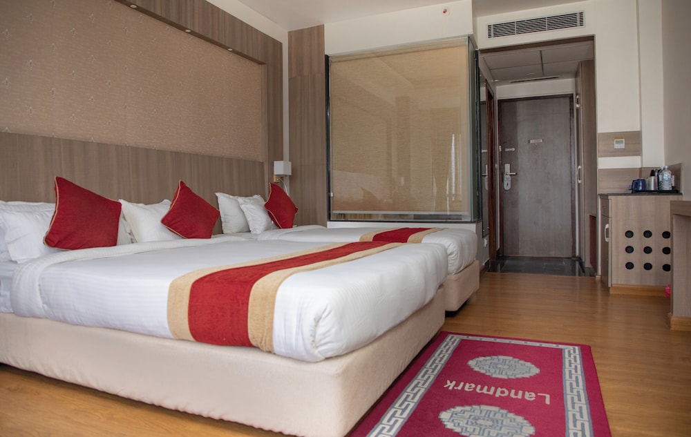 Landmark Kathmandu 28/50