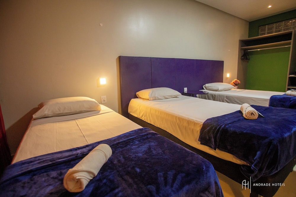 STANDARD, TRIPLE, 3 BEDS