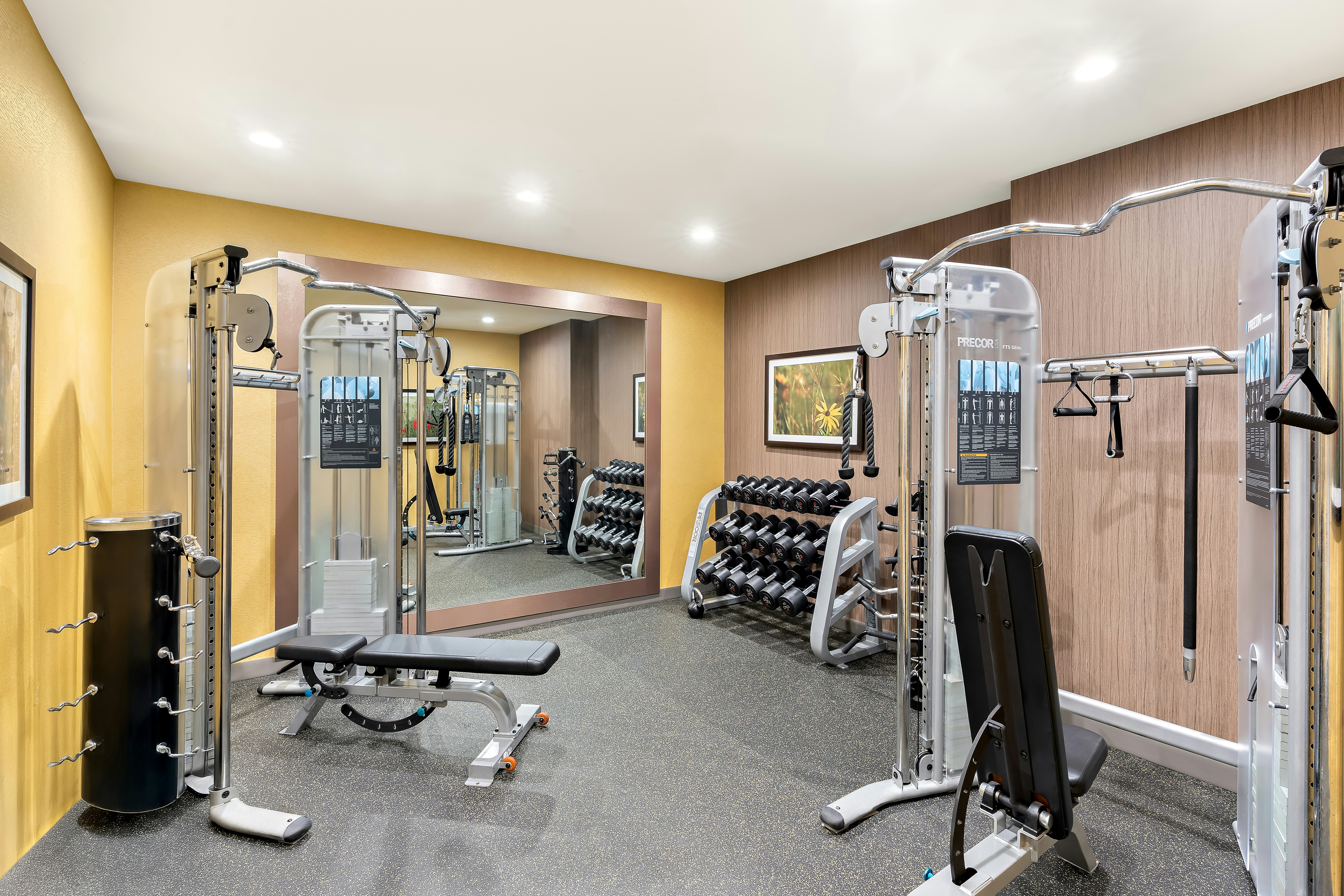 Hilton Garden Inn Fairfield 28/80