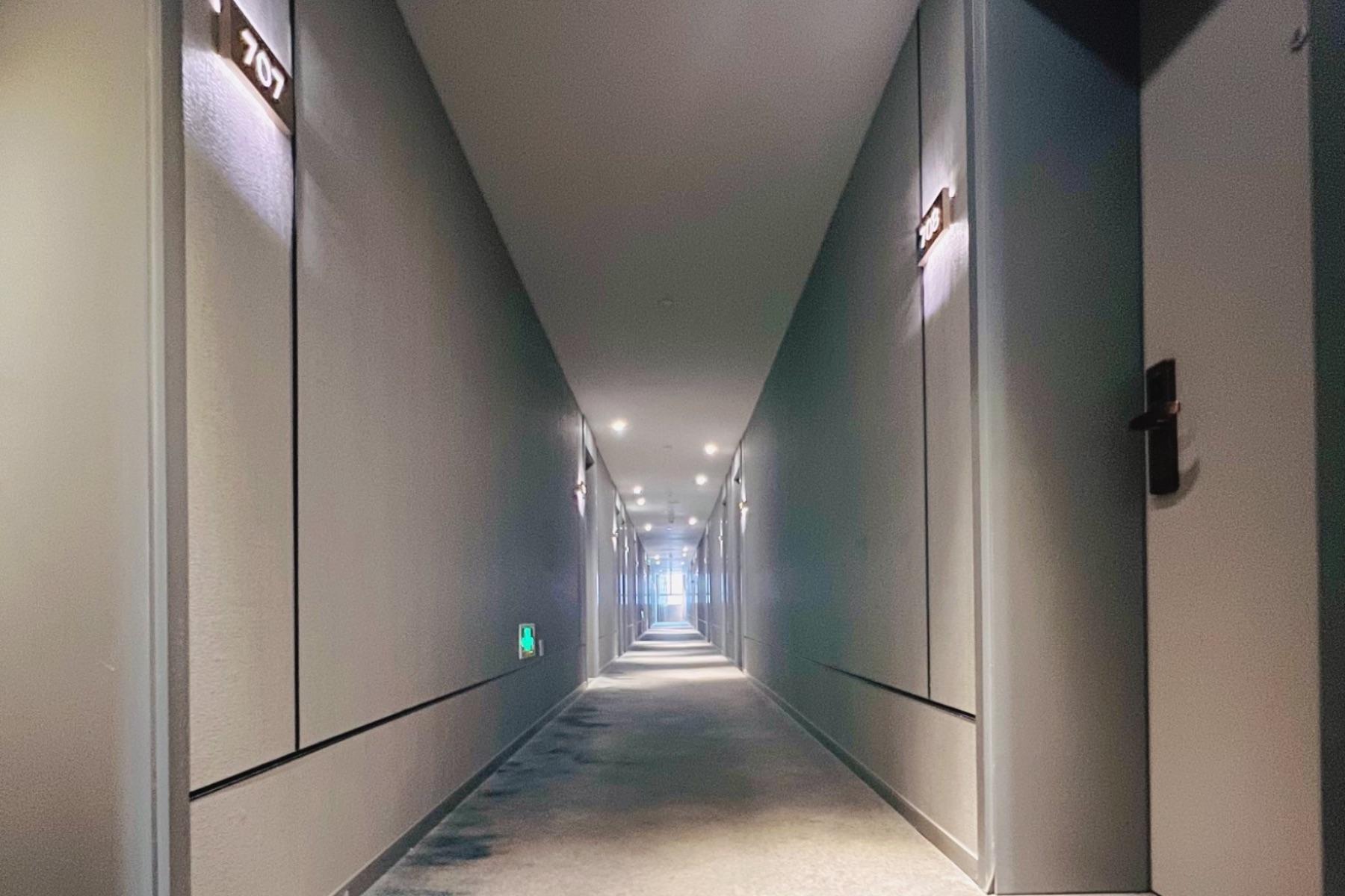 Home Inn Selected (Shanghai Hongqiao Gubei Yaohong Road Metro Station) 52/53