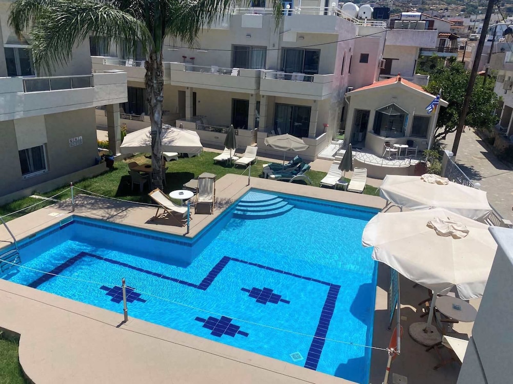 Sirena Apartments 24/46