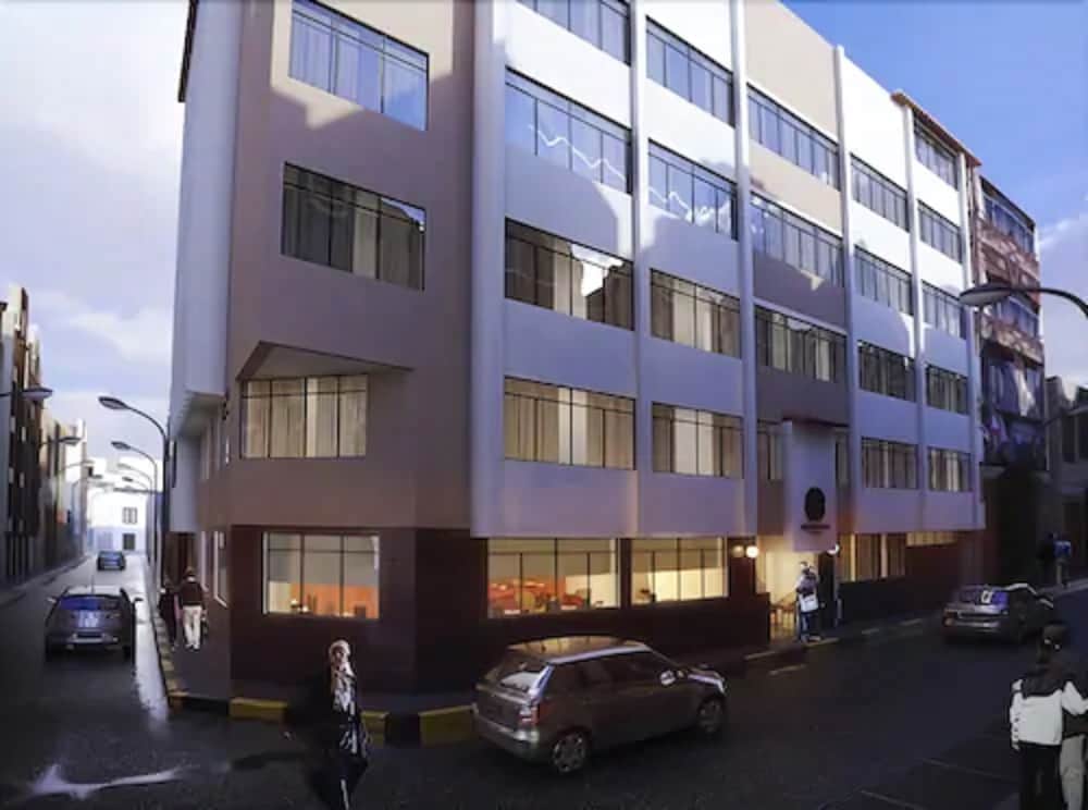 Tierra Viva Puno Plaza 48/53