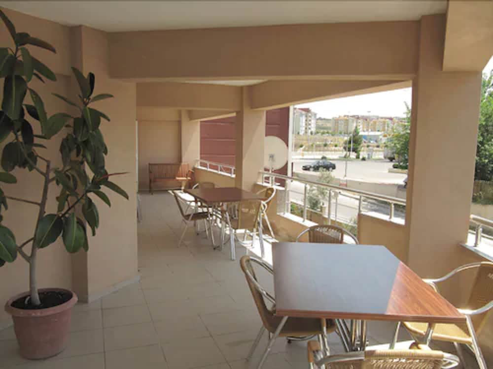 Hotel Zileli 43/71