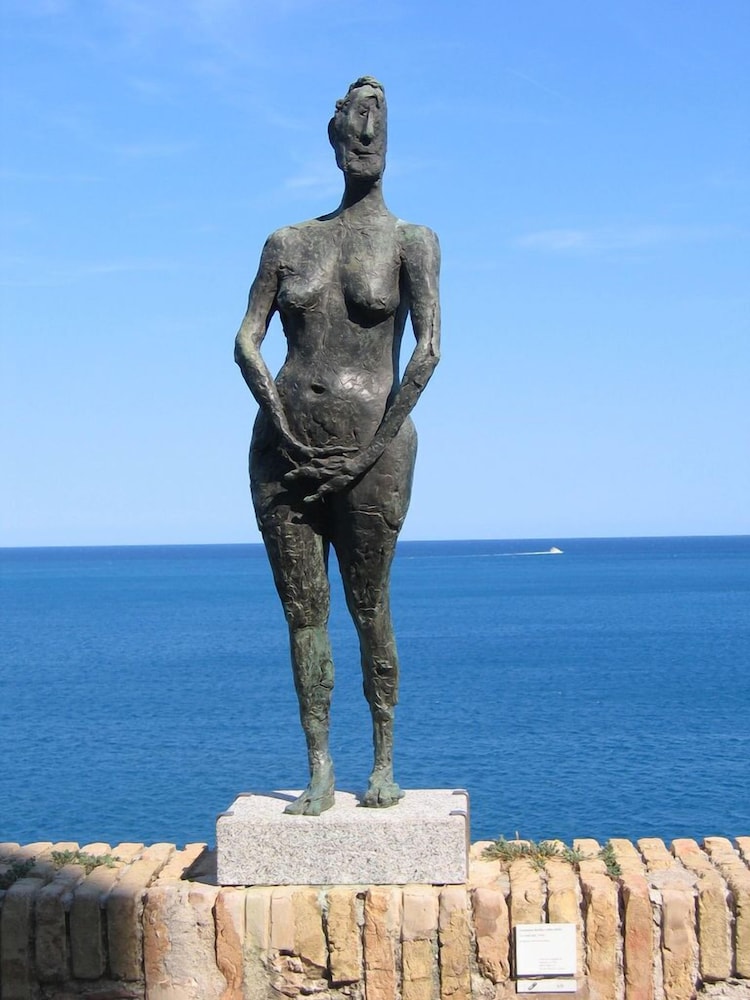 The Originals Boutique, Hotel Les Strelitzias, Antibes Juan-Les-Pins 55/60