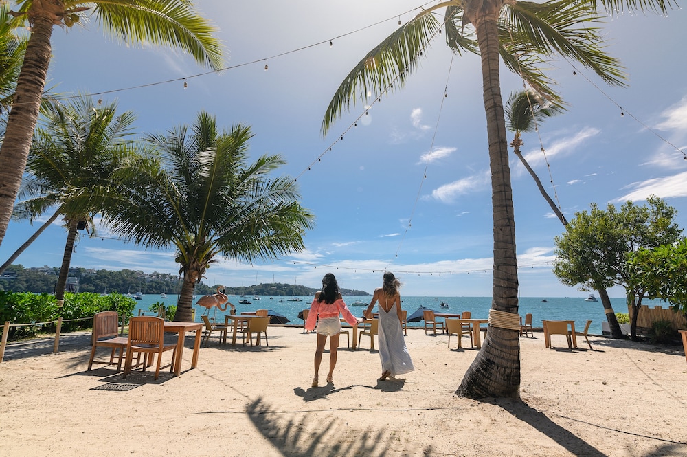 Bandara Beach Resort, Phuket 64/74