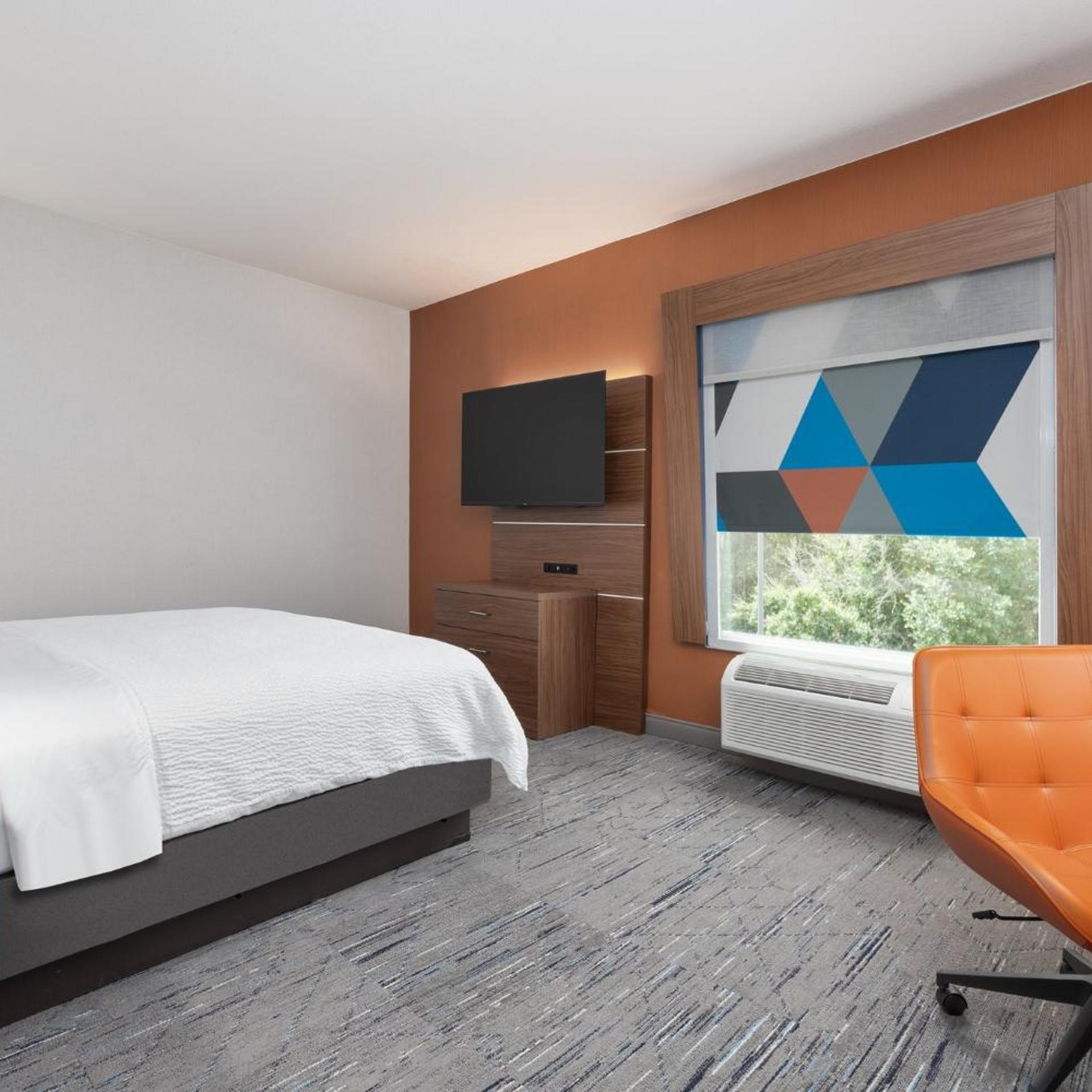 Mini, Suite, King Bed