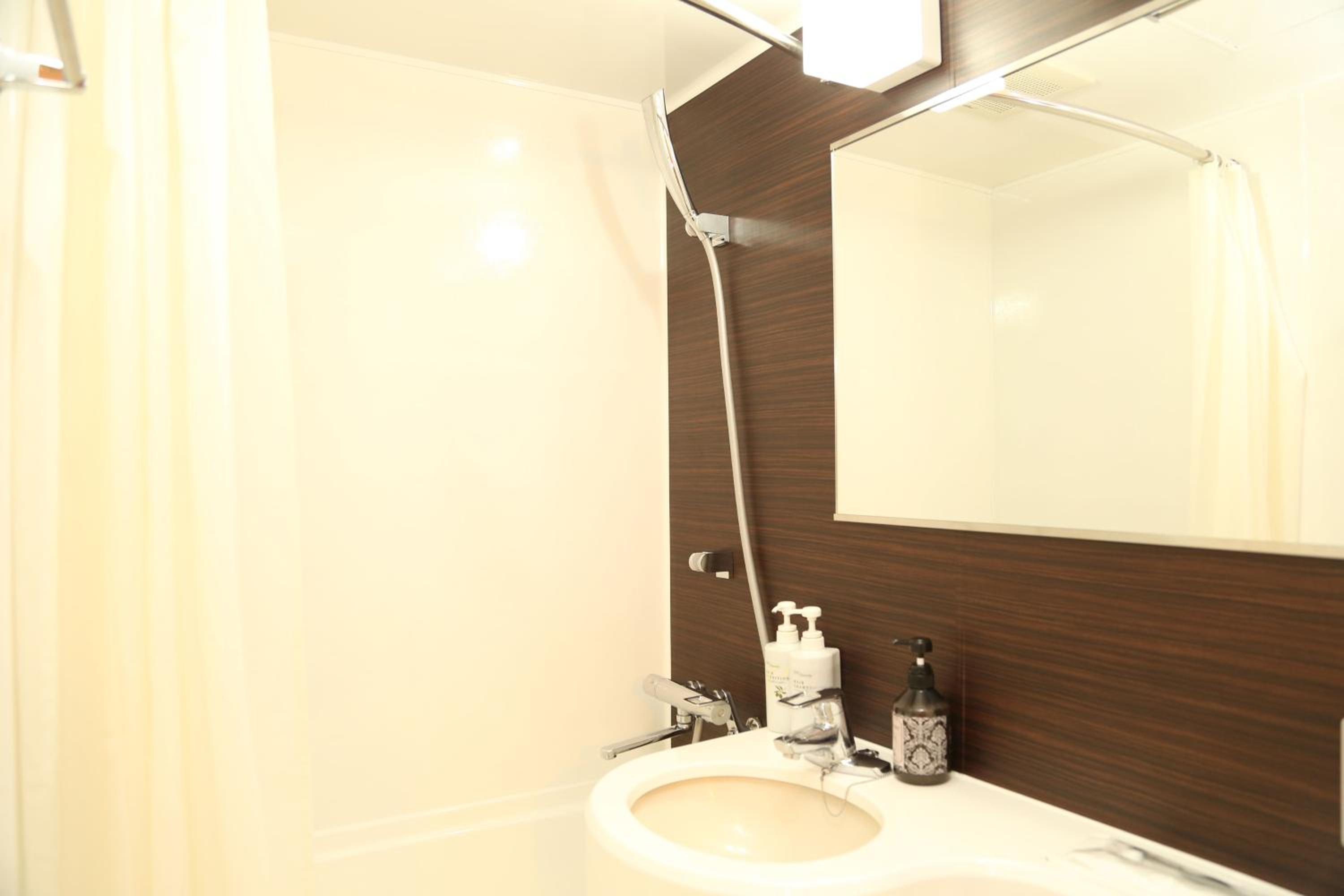 Tokyo Ueno New Izu Hotel (ex New Izu Hotel) 29/33