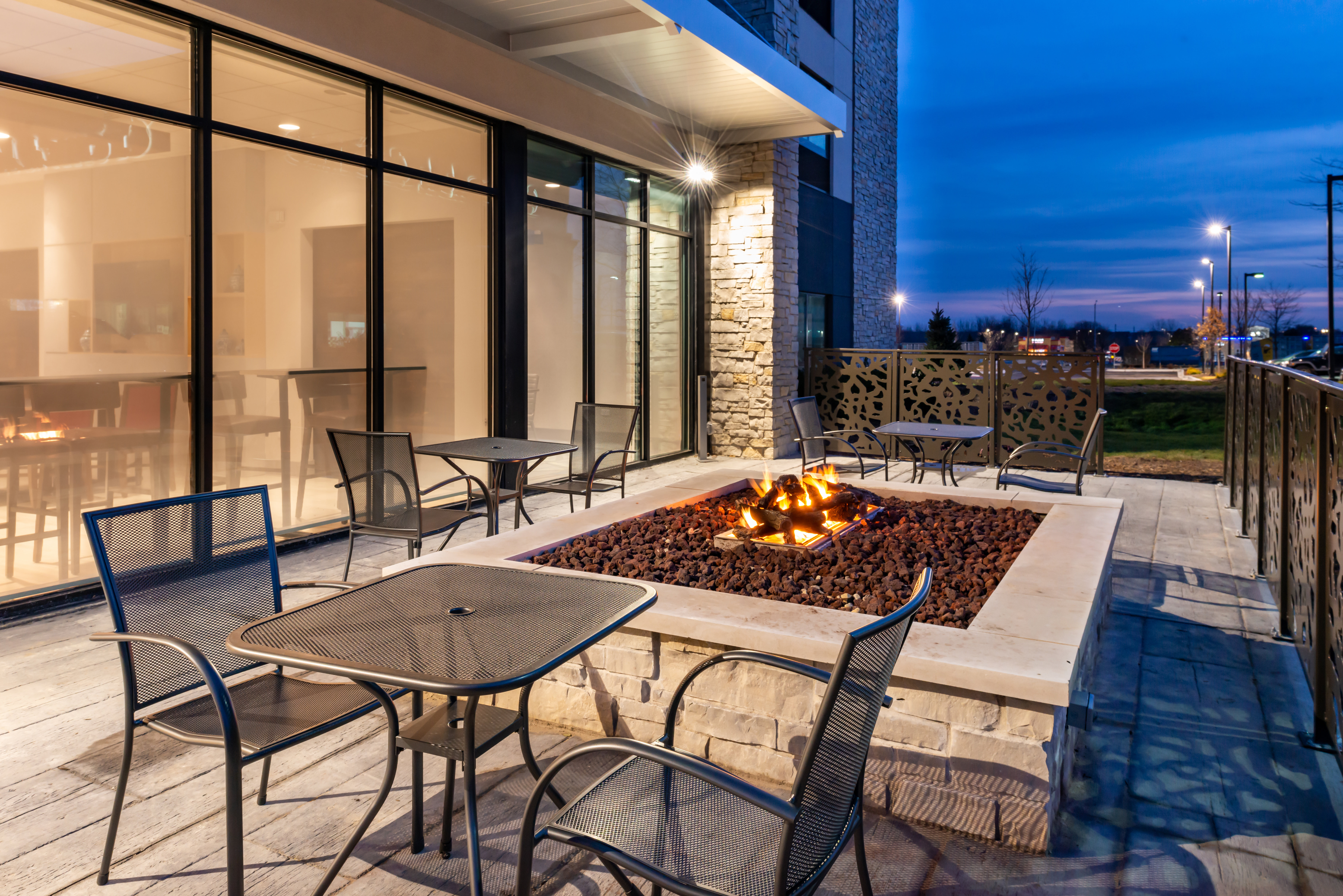Holiday Inn Express & Suites Romeoville - Joliet North 55/68