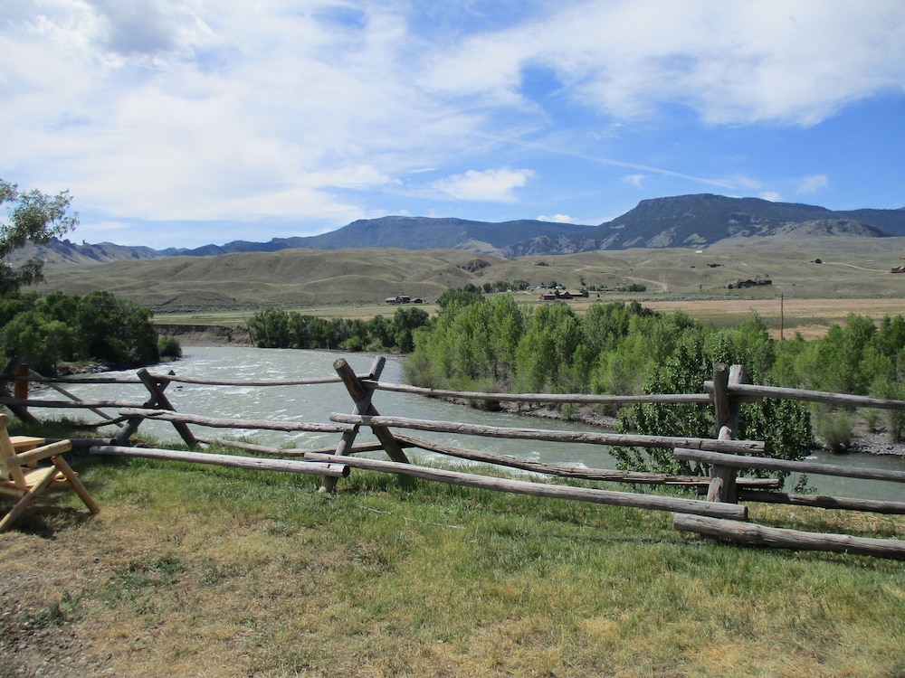 Yellowstone Valley Inn 22/50