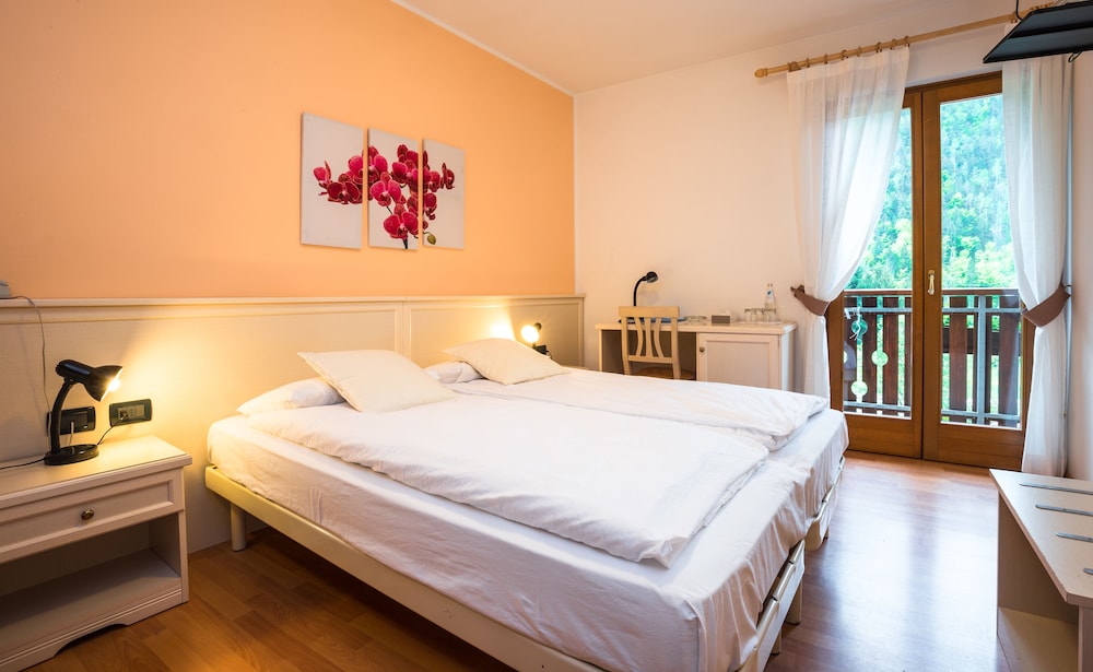 Albergo Maggiorina 6/34