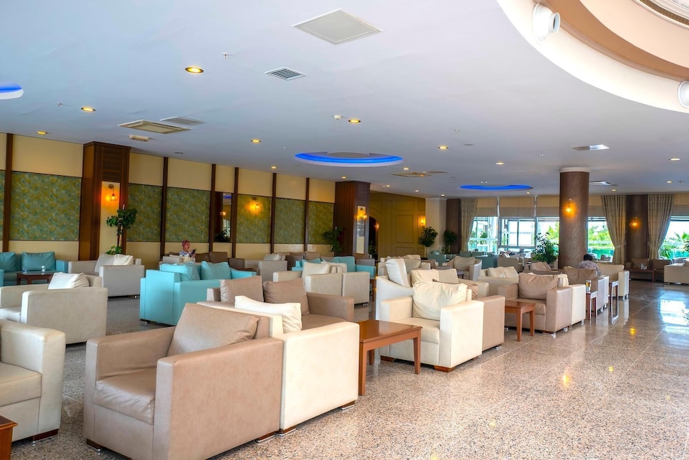 Cenger Beach Resort & Spa 30/50