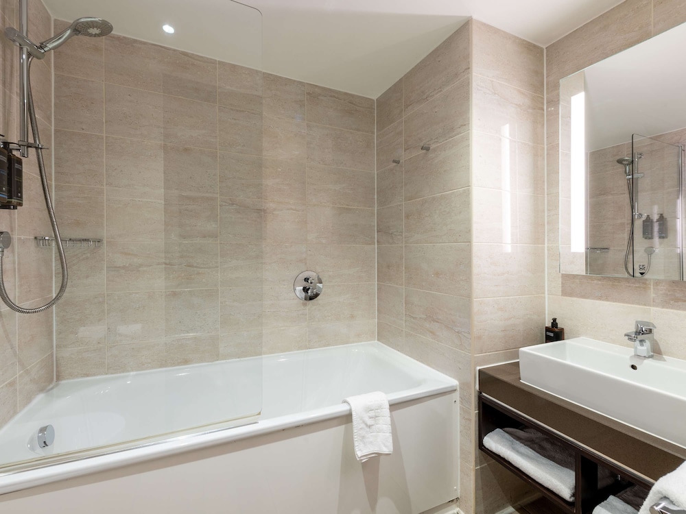 Mercure Edinburgh Haymarket 75/76