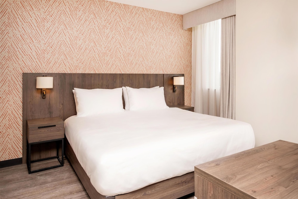 Hyatt House Leeds 9/50