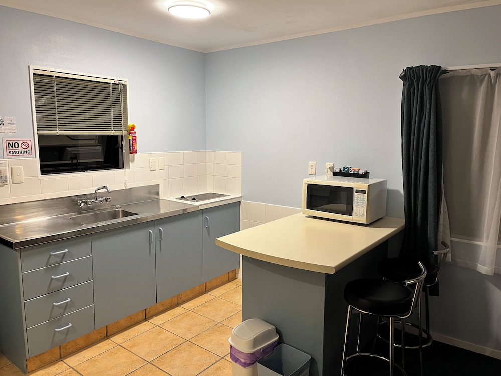 Marlin Court Motel 35/50