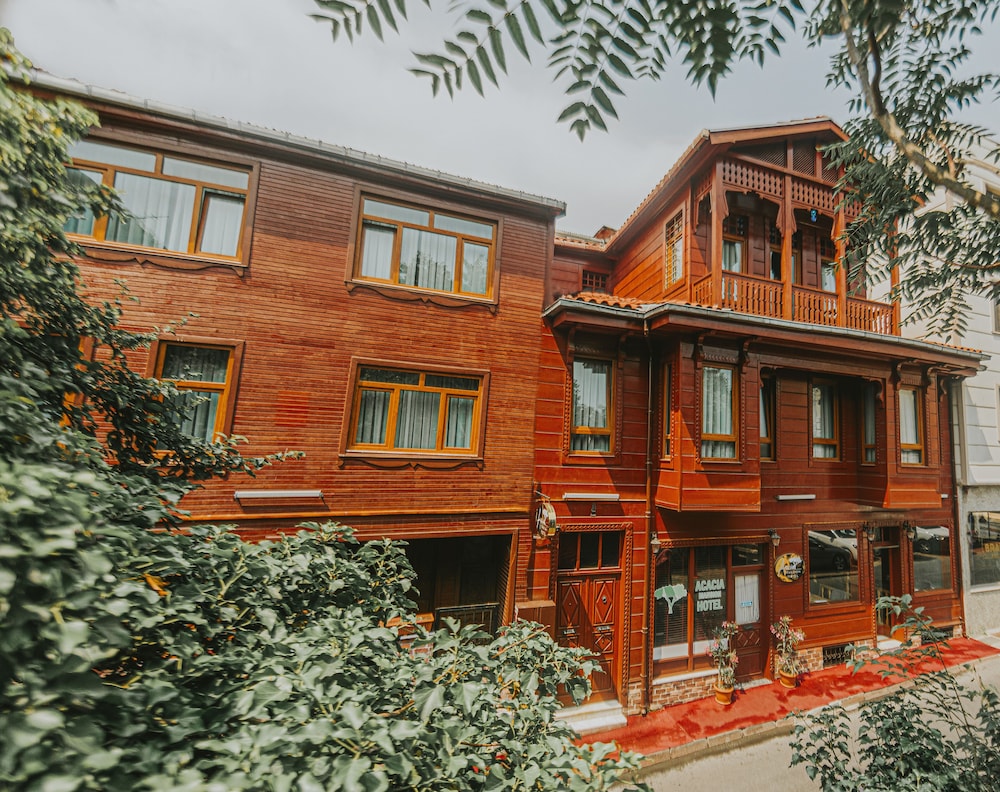 Acacia Mansion Hotel 3/49