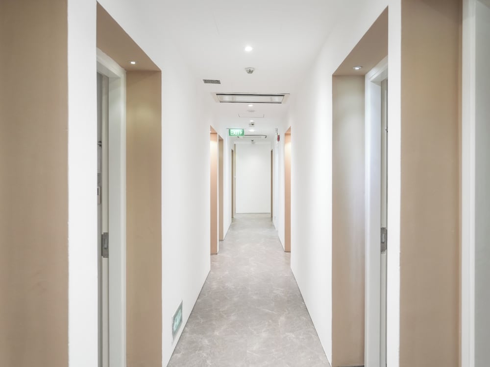 A Hotel Dickson 33/50
