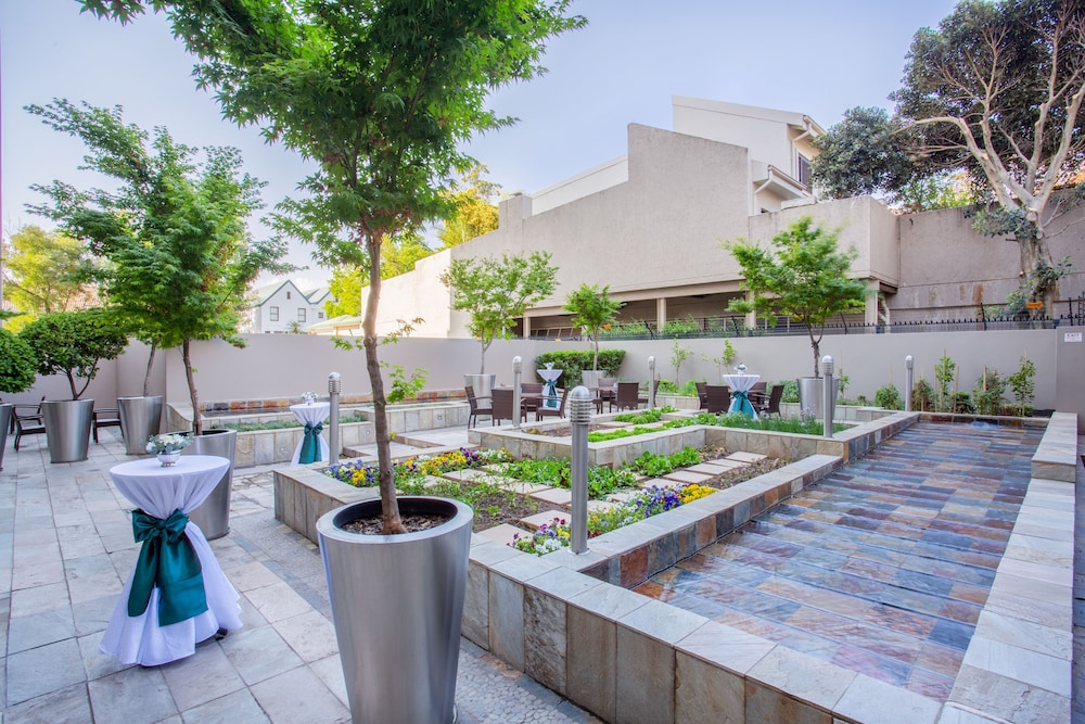 Southern Sun Rosebank 47/50