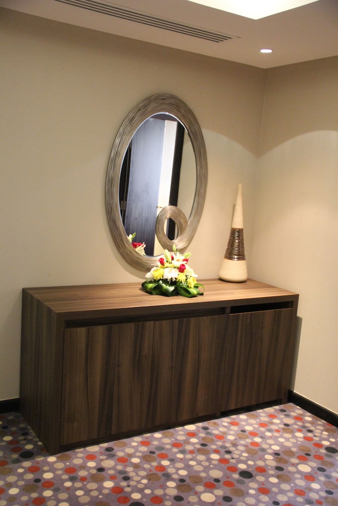 فندق جولدن توليب الخبر كورنيش(Golden Tulip Al Khobar) 14/81