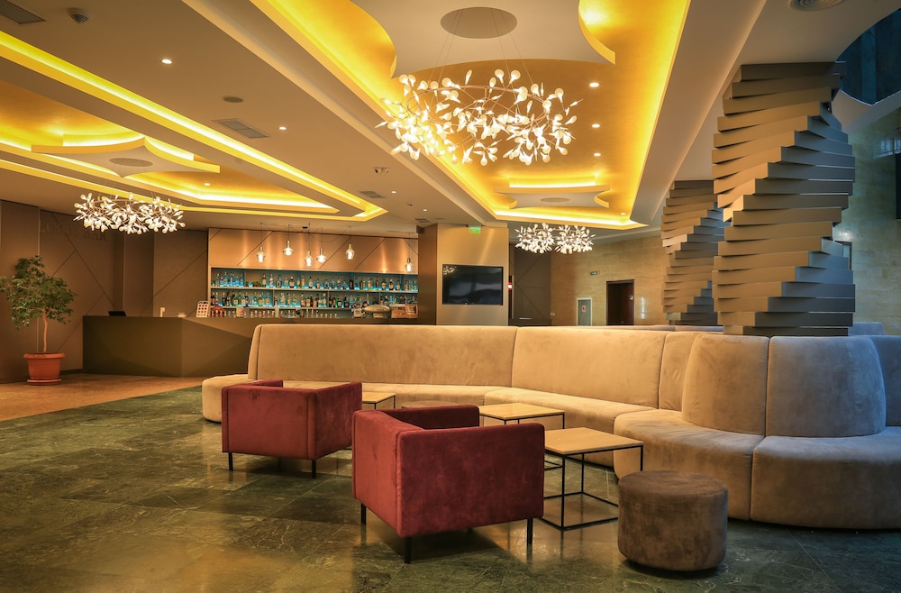 Marina Grand Beach 43/50