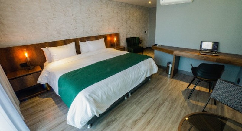 Cafe Hotel By Lars 16/74