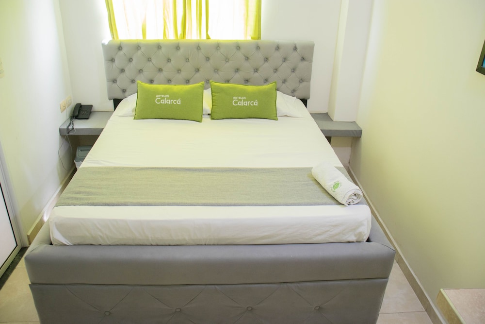 Hotel Calarca 1 7/59