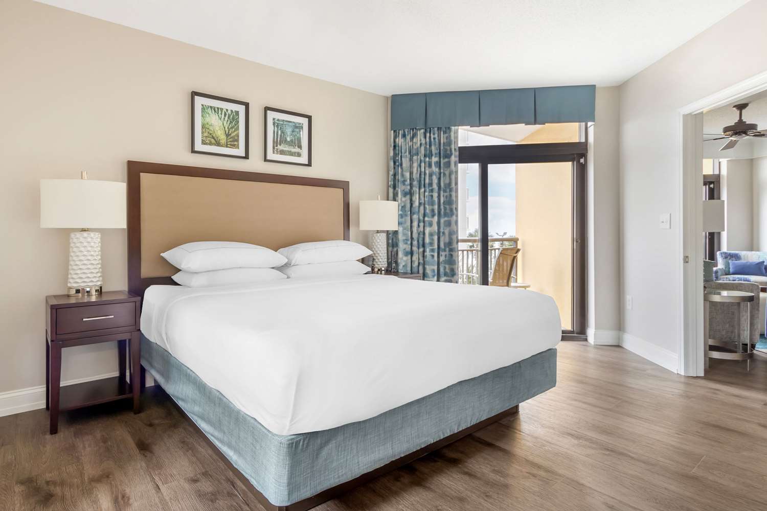 2 BEDROOMS, SUITE, KING BED, 2 QUEEN BEDS, PARTIAL OCEAN VIEW