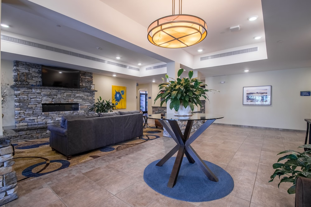 Cobblestone Inn & Suites - St. Mary S 5/57