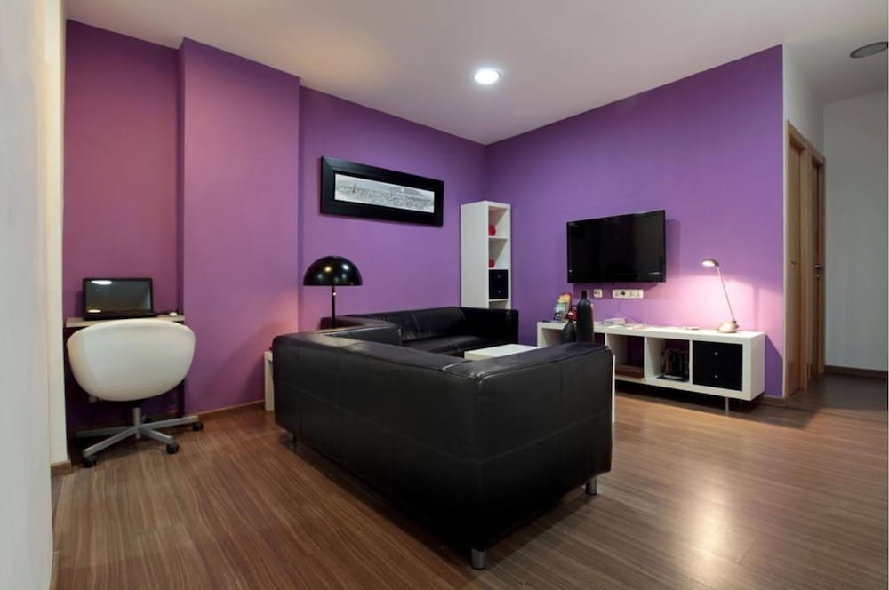 Hostal Nitzs 7/30
