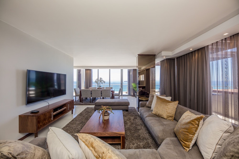 Infinity Self-Catering Apartments 37/50
