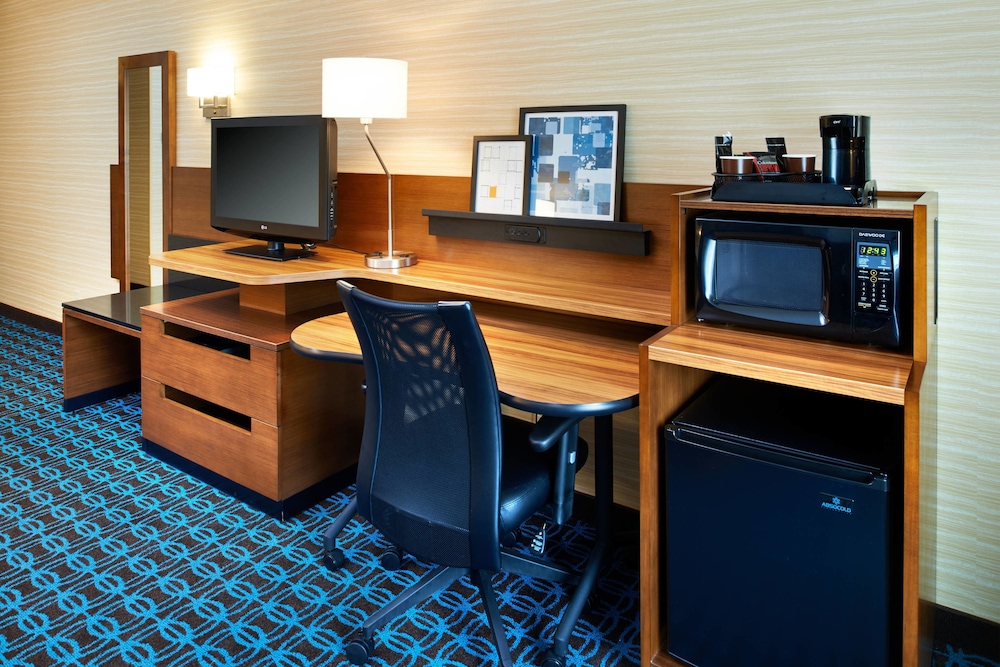 Fairfield Inn By Marriott Port Huron 23/24