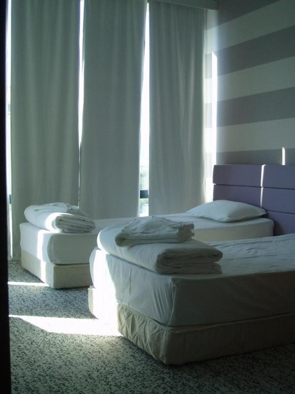 شقة بشرفة بغرفتي نوم، Riviera Blue 2/4