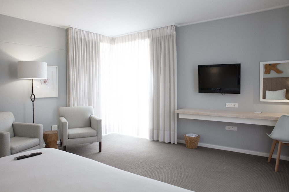 ATLANTIC BEACH HOTEL 20/63