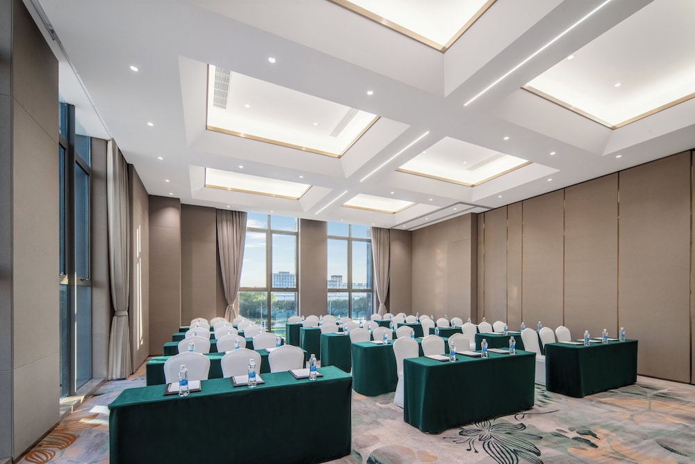 Wyndham Garden Shanghai Songjiang 60/68