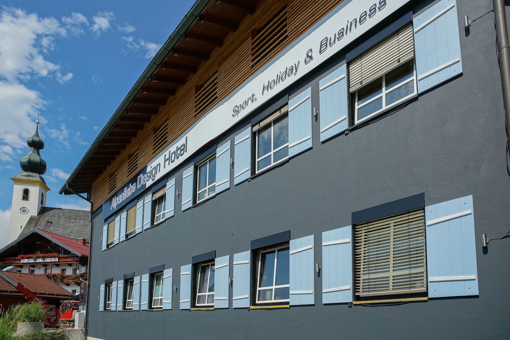 Alpenliebe Design Hotel 3/50