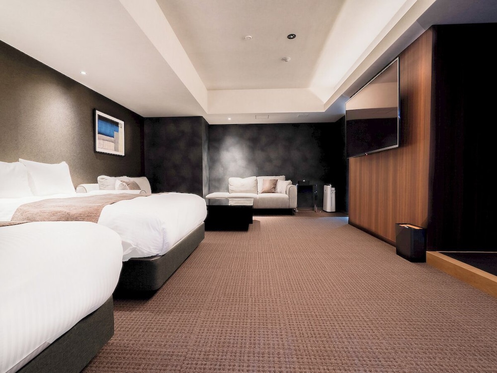 HINOKI, SUPERIOR, SUITE