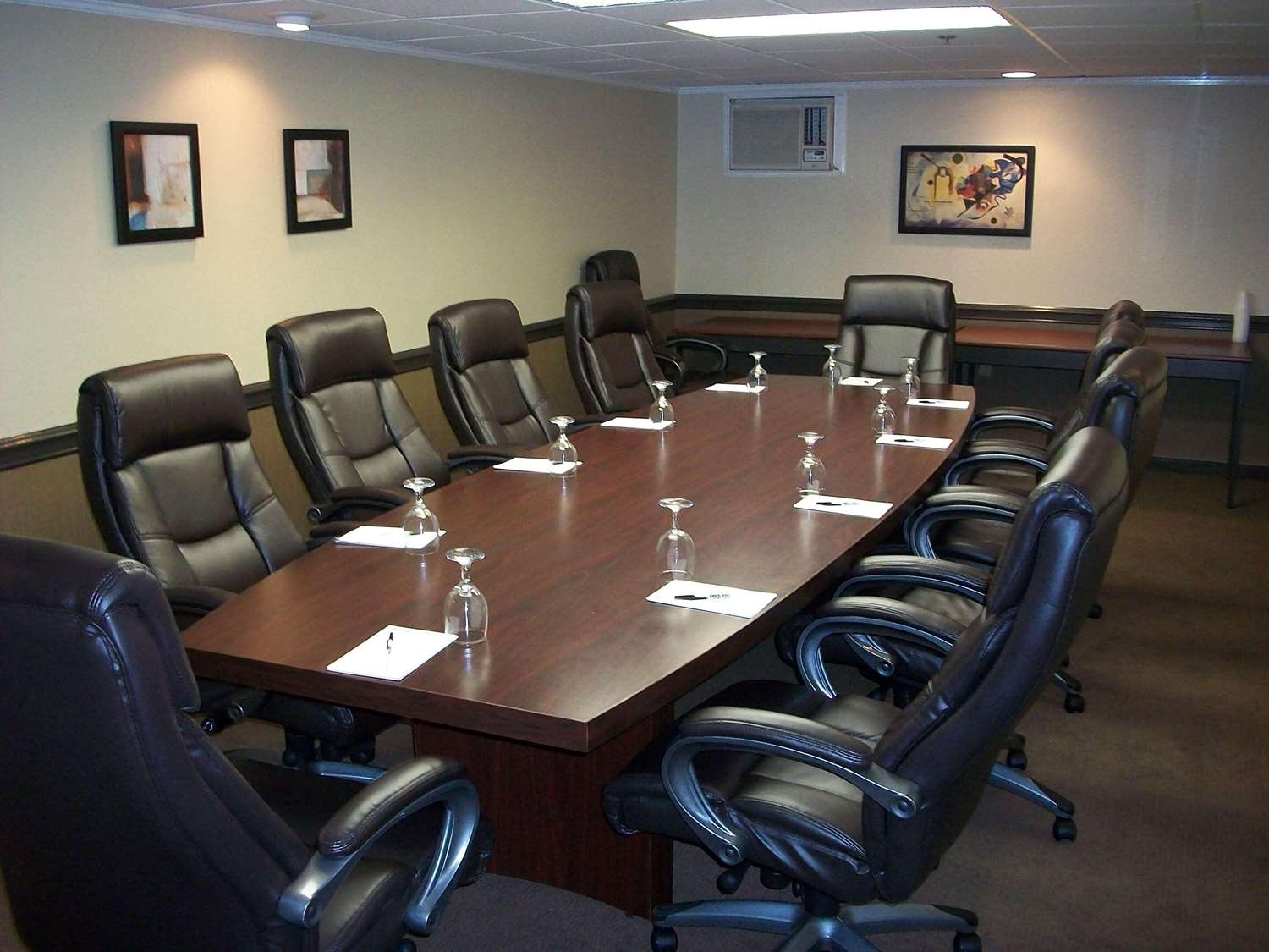 Park Inn by Radisson Sharon, PA 44/51