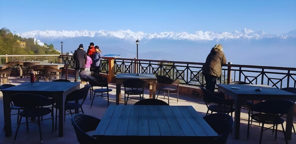 Hotel Himalayan Villa Pvt Ltd 34/50