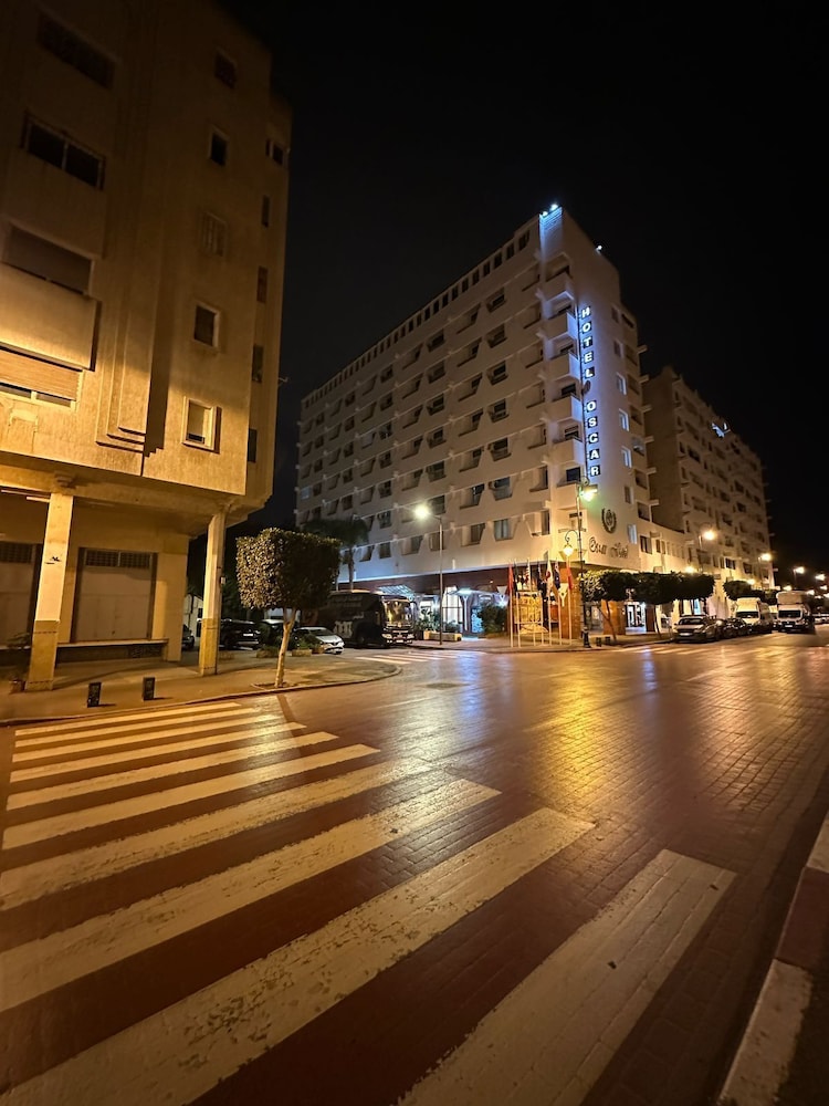 Hotel Oscar 35/46