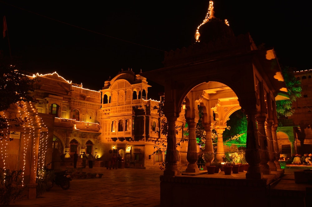 WelcomHeritage MANDIR PALACE 10/63