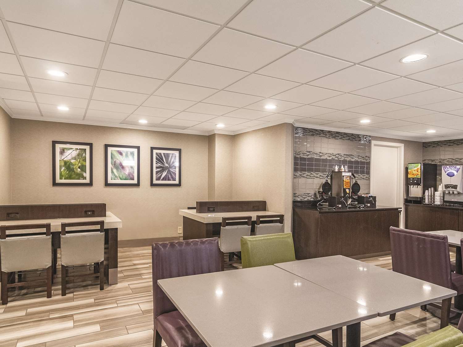 Wingate by Wyndham Brunswick GA / I-95 24/37