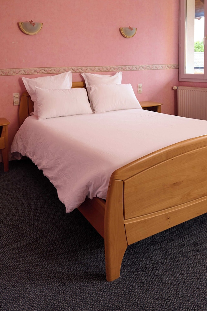 HOTEL LE PLAT D'ETAIN 13/39