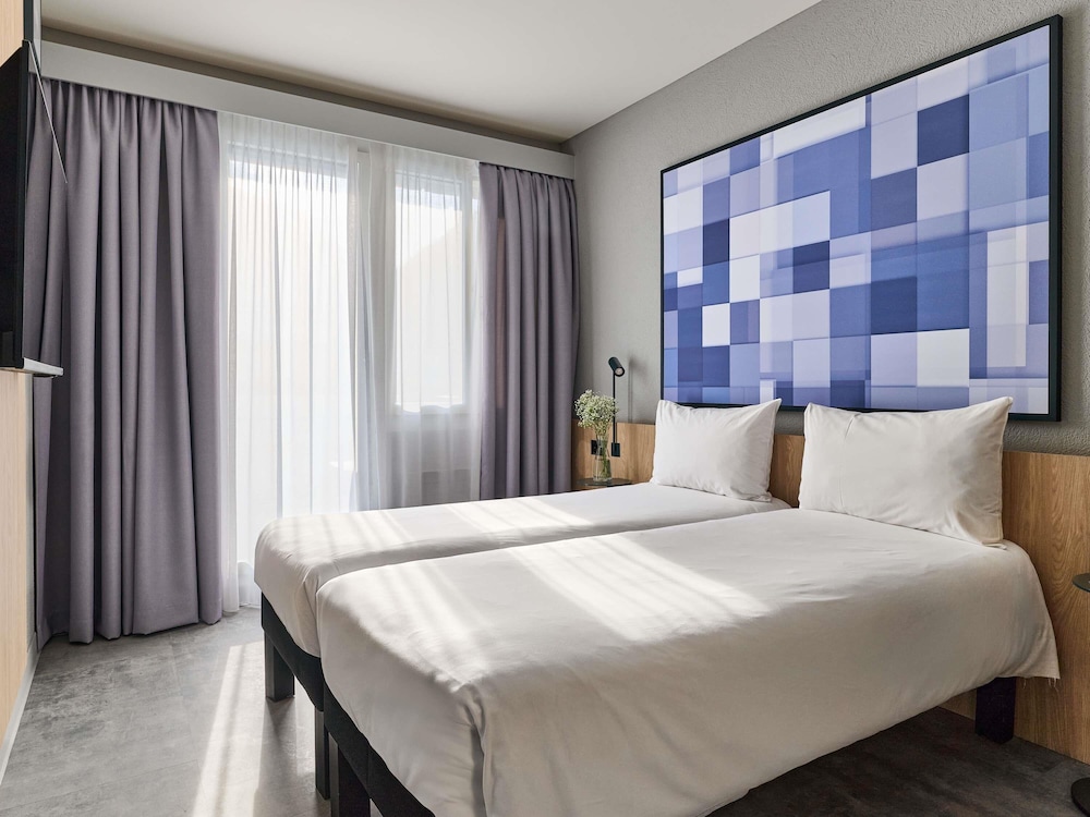 Ibis Chur 11/45