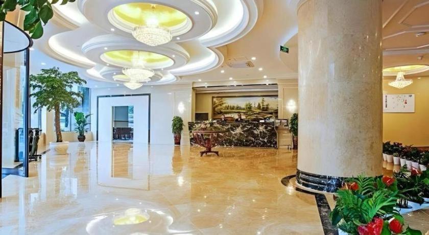 GreenTree Inn HuZhou AnJi YingBin Avenue Express Hotel 13/43
