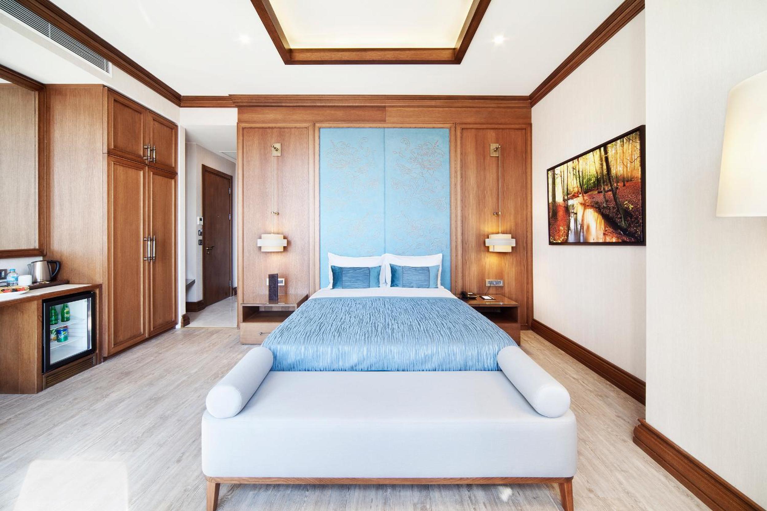 Suite, Double Bed, Golden Horn View, Sofa