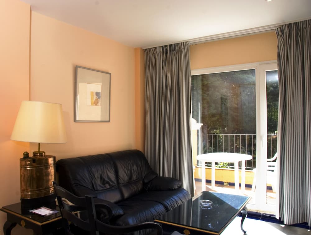 Soho Boutique Vistahermosa Apartamentos 9/35