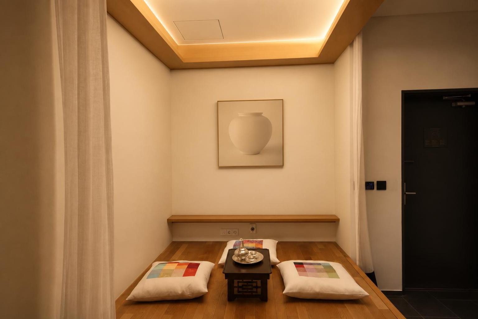 Seoul Hotel ShinShin Myeongong 30/51