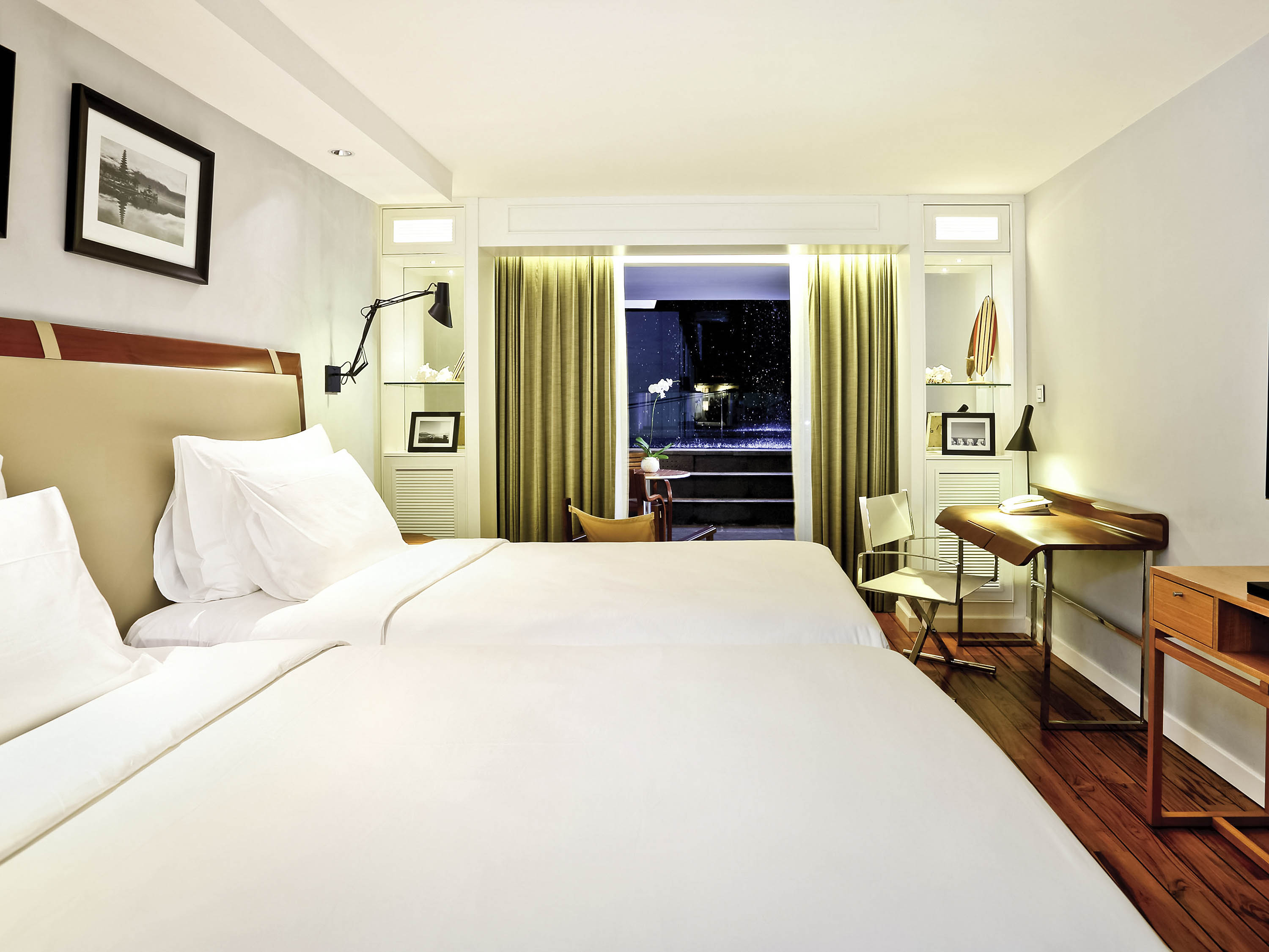 Heritage, Deluxe, Twin Beds