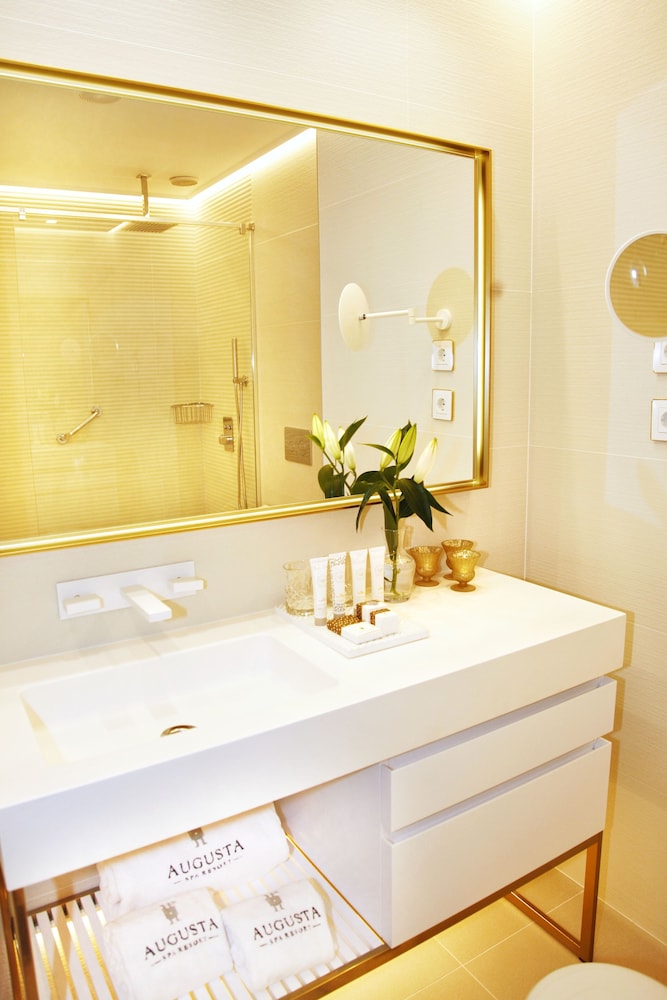Augusta Eco Wellness Resort 49/50
