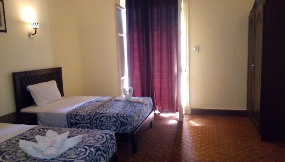 Cairo Paradise Hotel 13/50